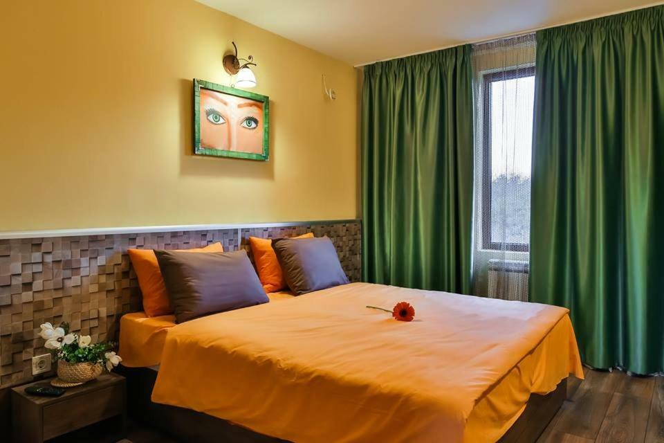 Guest House Beniart Vetrintsi Εξωτερικό φωτογραφία